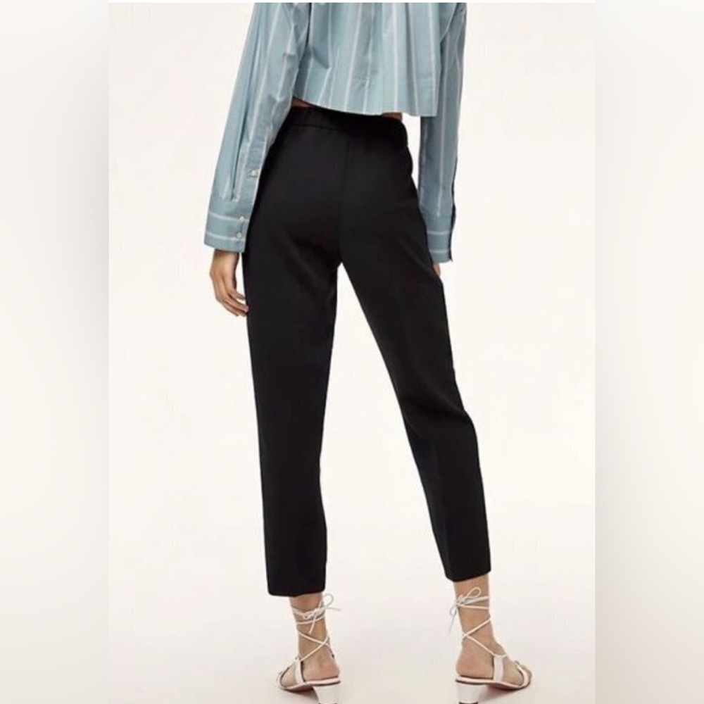 Aritzia Wilfred Darontal Pant in Black. Size 8 - Picture 2 of 8